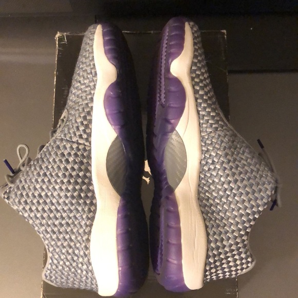 Jordan Future Size 7Y Grey Purple XI - Picture 6 of 7